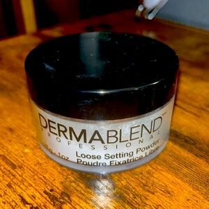 Dermablend Professional Translucent Loose Setting Powder (unopened)